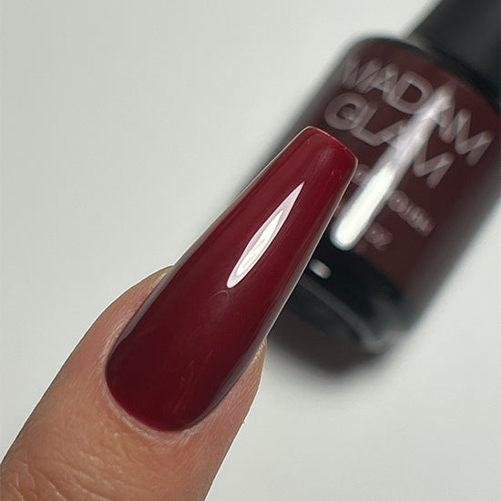 Madam_Glam_Soak_Off_Gel_Polish_Holographic_Red_Christmas_Essence