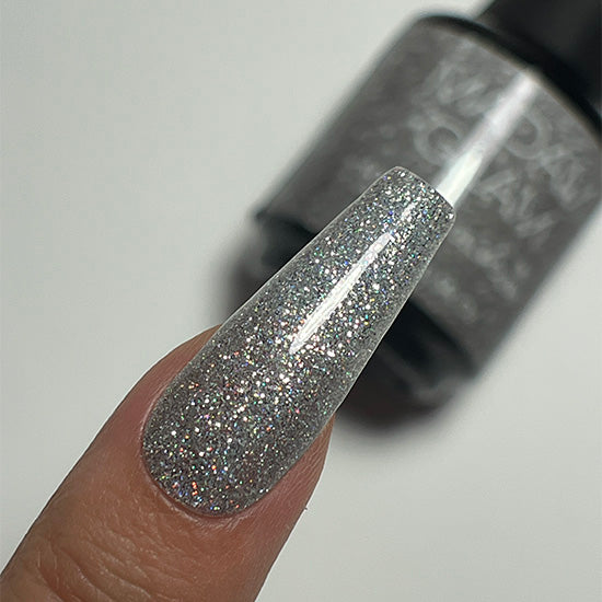 Madam_Glam_Soak_Off_Gel_Polish_Holographic_Silver_Tinsel