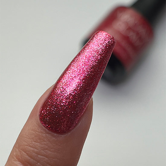 Madam_Glam_Glittery_Soak_Off_Gel_Dark_Pink_Heart_Glow